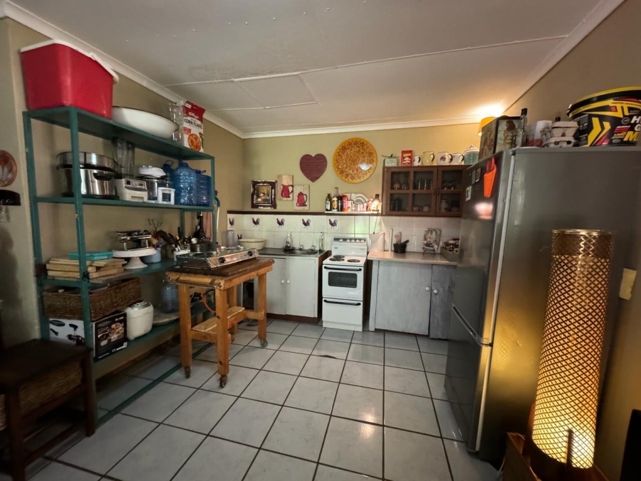 6 Bedroom Property for Sale in Hartbeespoort Rural North West